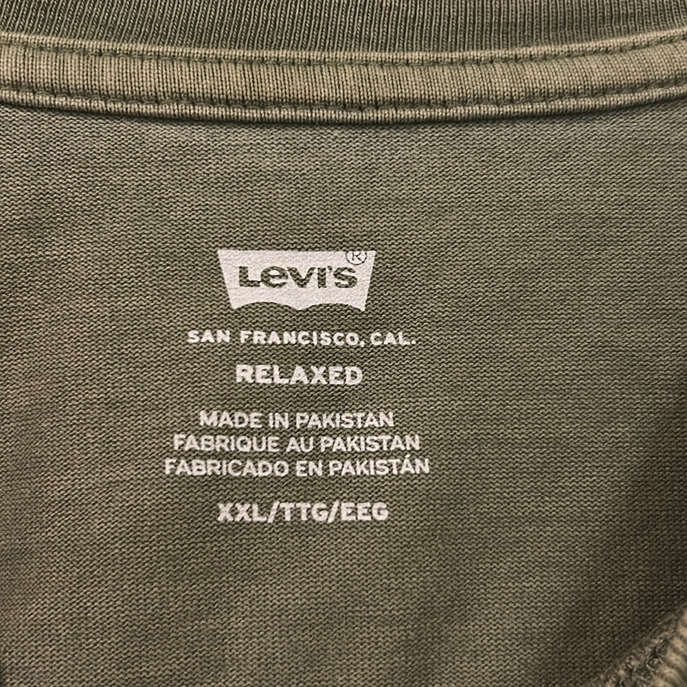 ✨NEW - Levi’s Vintage Fit Tee - size XXL✨ - Picture 7 of 10